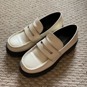 Vagabond Cosmo 2.0 Chunky Off-White Loafers